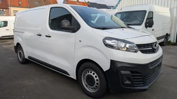 Vettore Furgone alto e lungo Renault Master in Zurich Svizzera